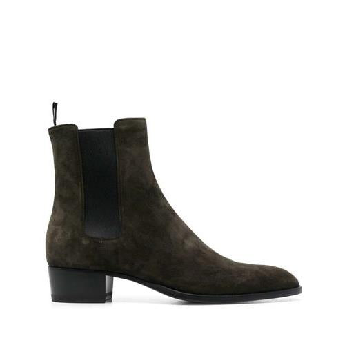 Wyatt Chelsea Boots