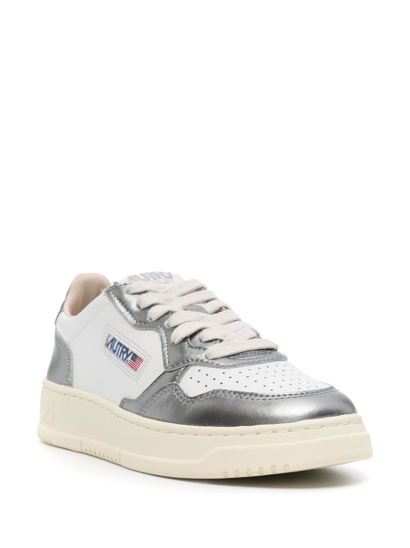 Sneakers medalist low in pelle bianca e metallizzata