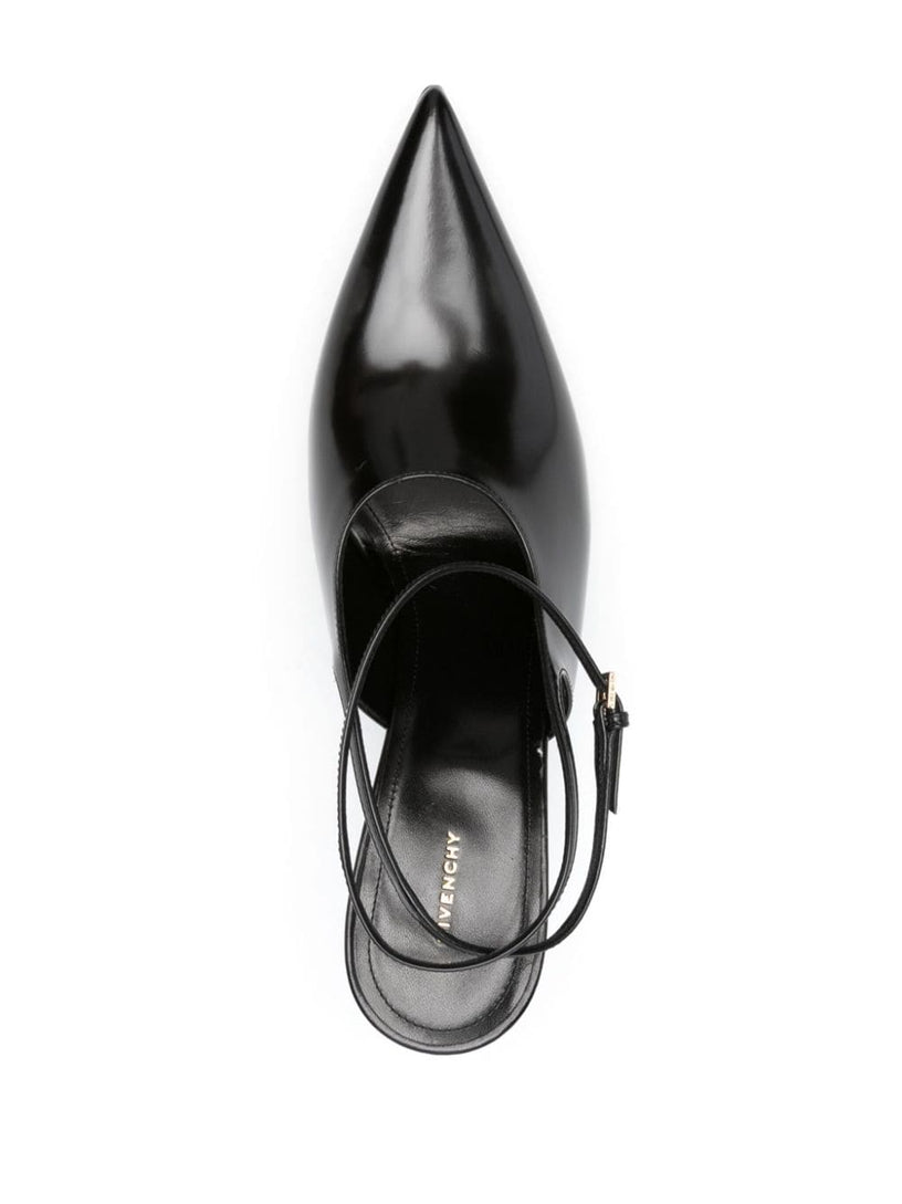 Show slingbacks in patent leather