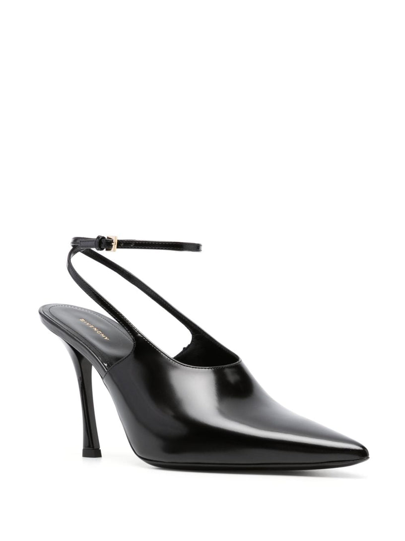 Show slingbacks in patent leather