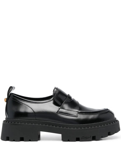 Genial Stud loafers