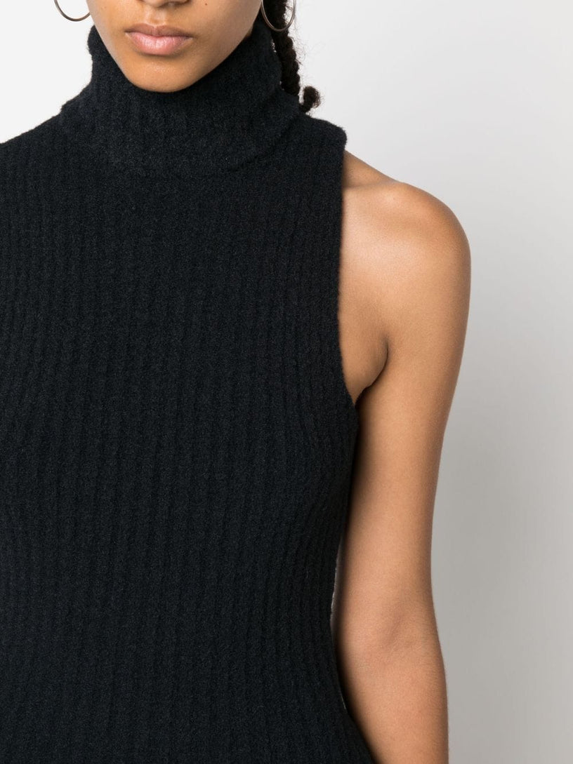 Detachable-sleeves ribbed-knit top