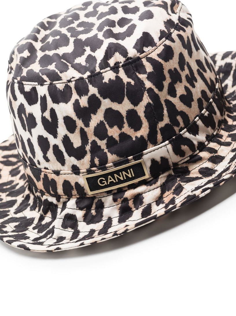 Leopard-print bucket hat