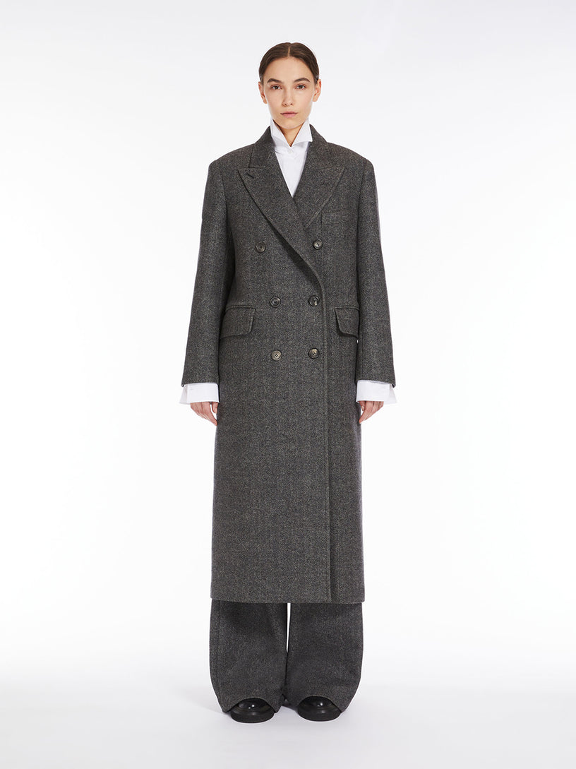 MASCULINE WOOL COAT