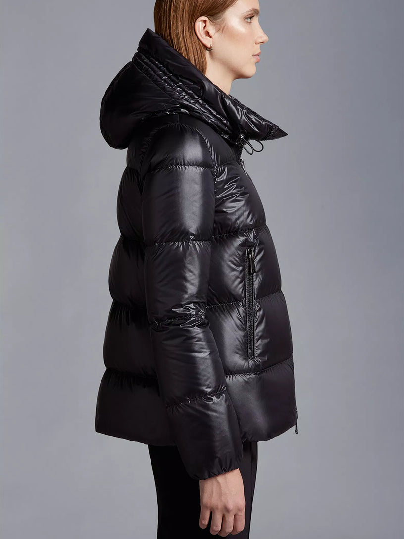 Seritte short down jacket