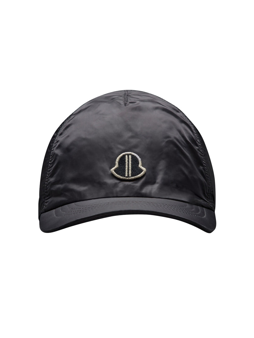 Embroidered logo baseball cap