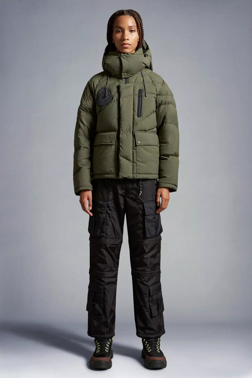 CHESTNUT SHORT DOWN JACKET MONCLER X PHARRELL WILLIAMS