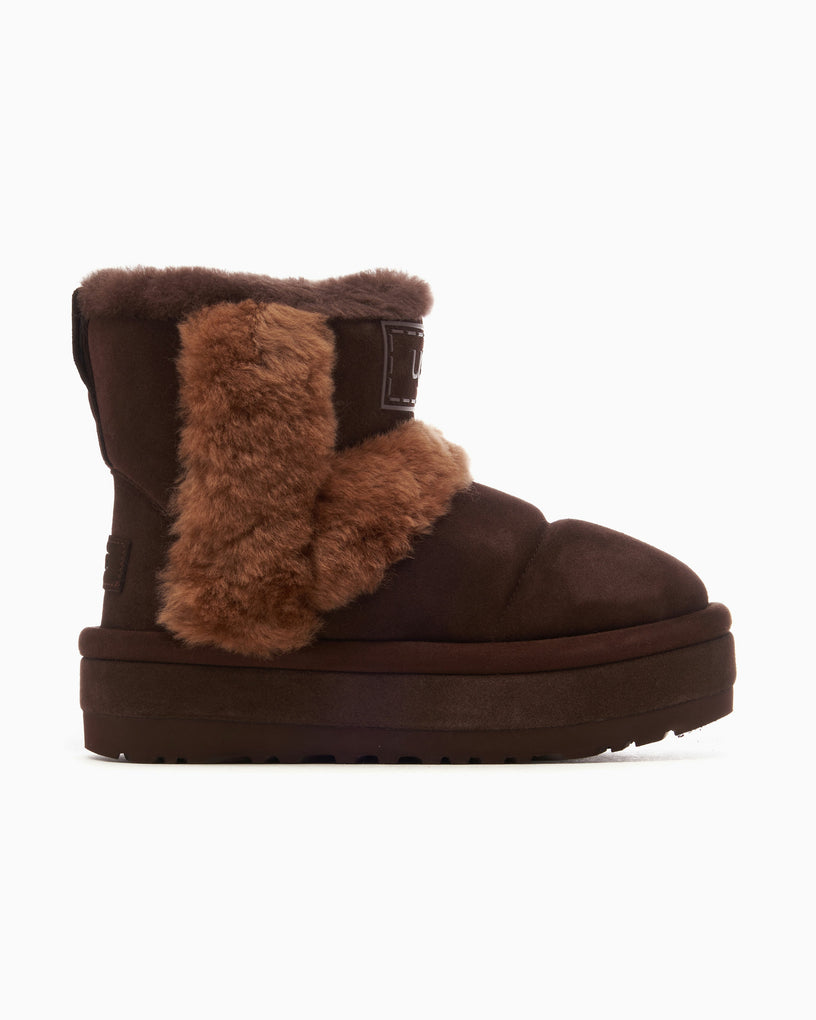 UGG Classic chillapeak boots