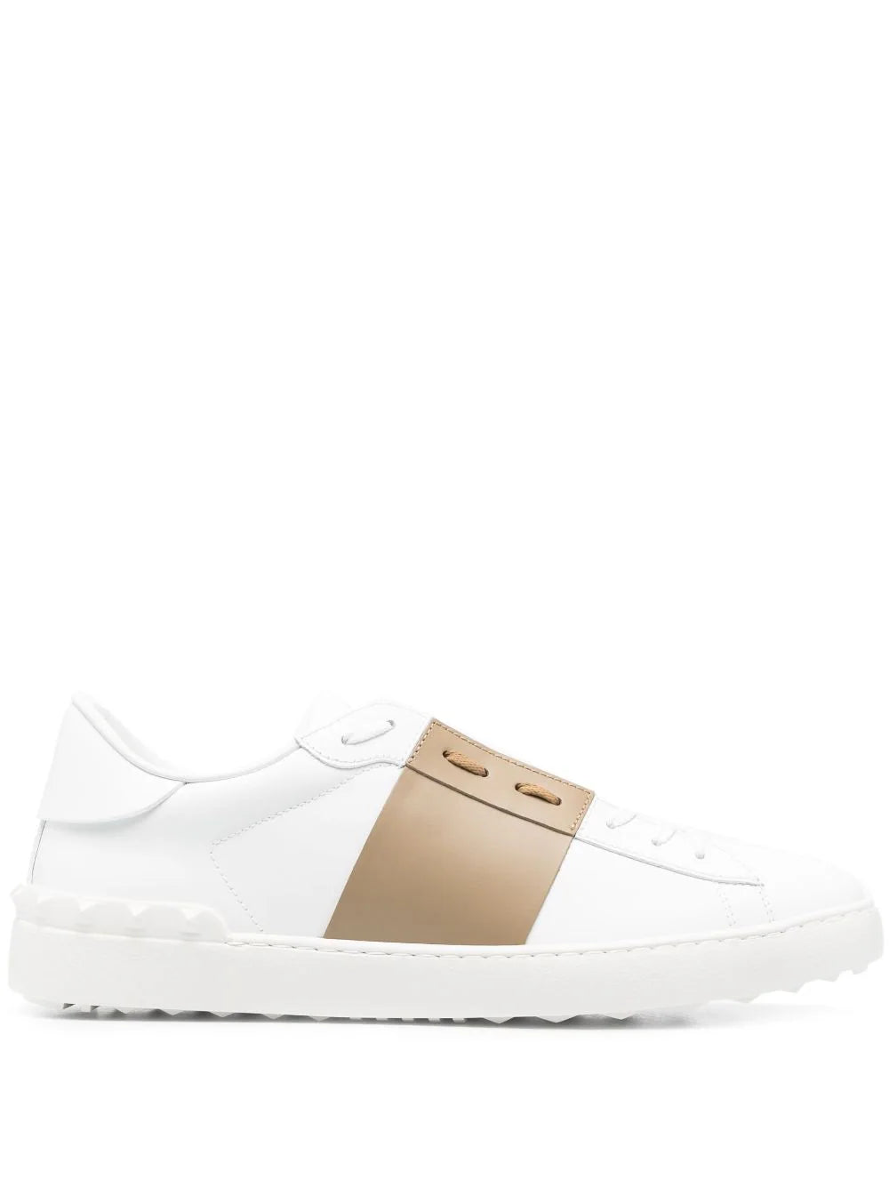 Sneakers open valentino store