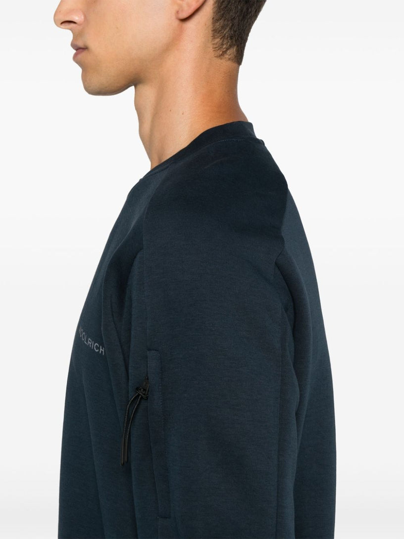 Sweatshirt with logo