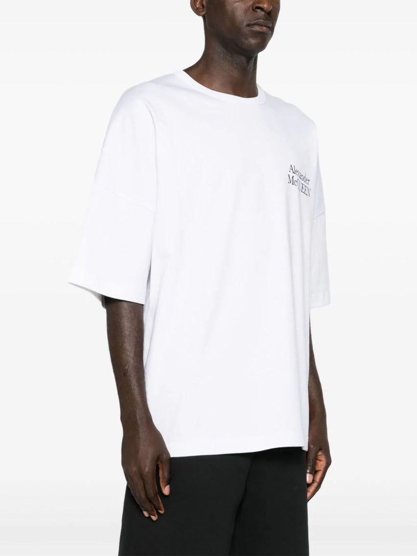 T-shirt with oversized logo