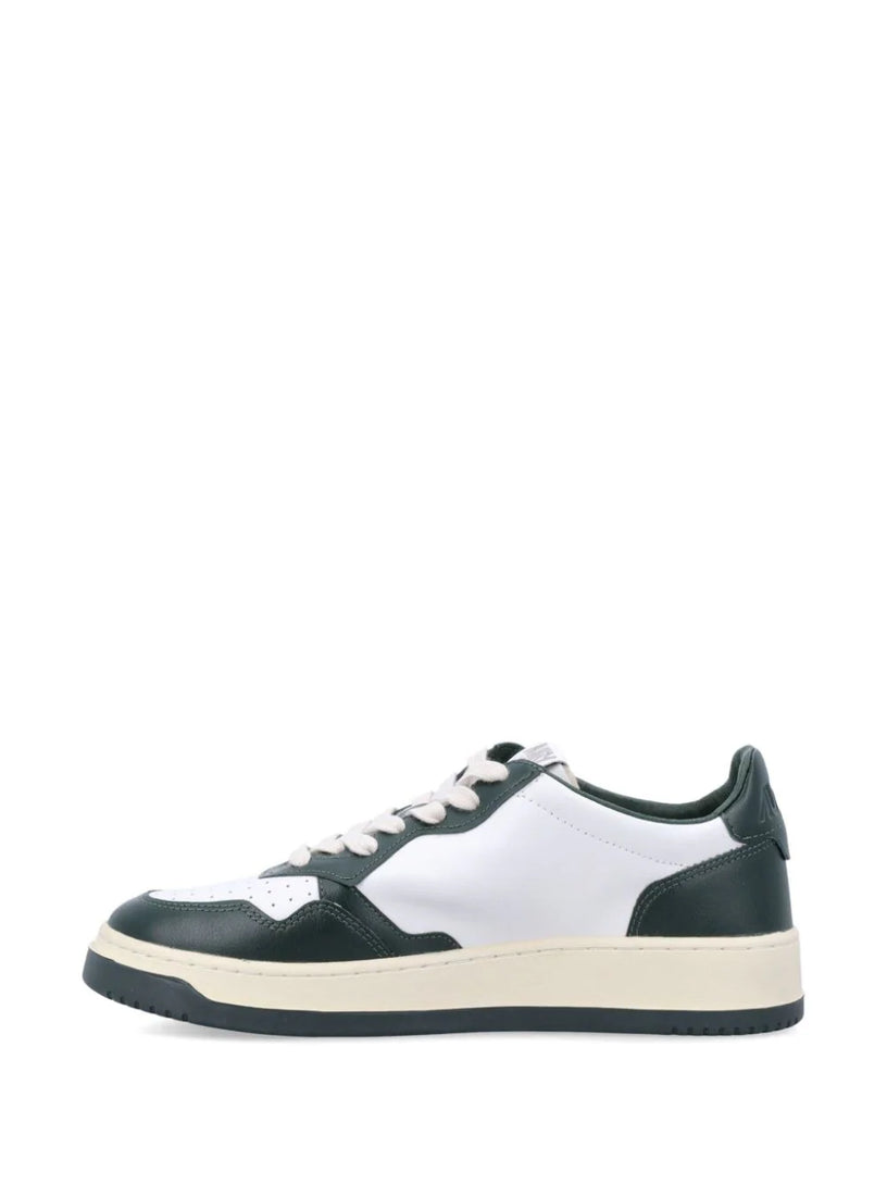 Medalist low sneakers in white and mountain leather