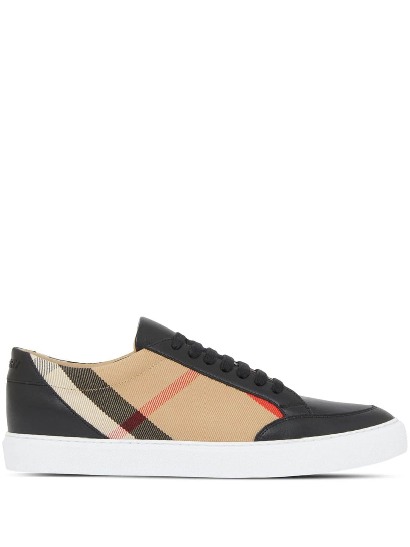 Sneaker in leather and House check motif