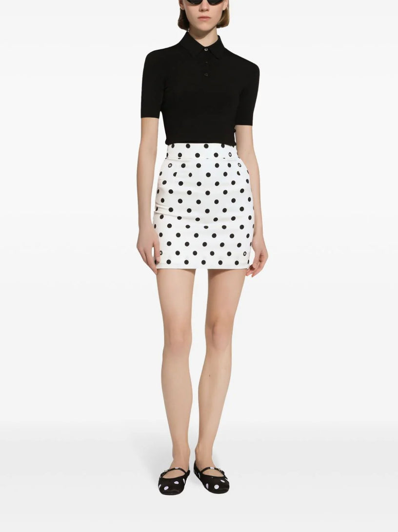 Short charmeuse skirt with polka-dot print