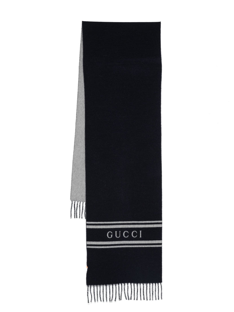 GUCCI Scarf with gucci logo