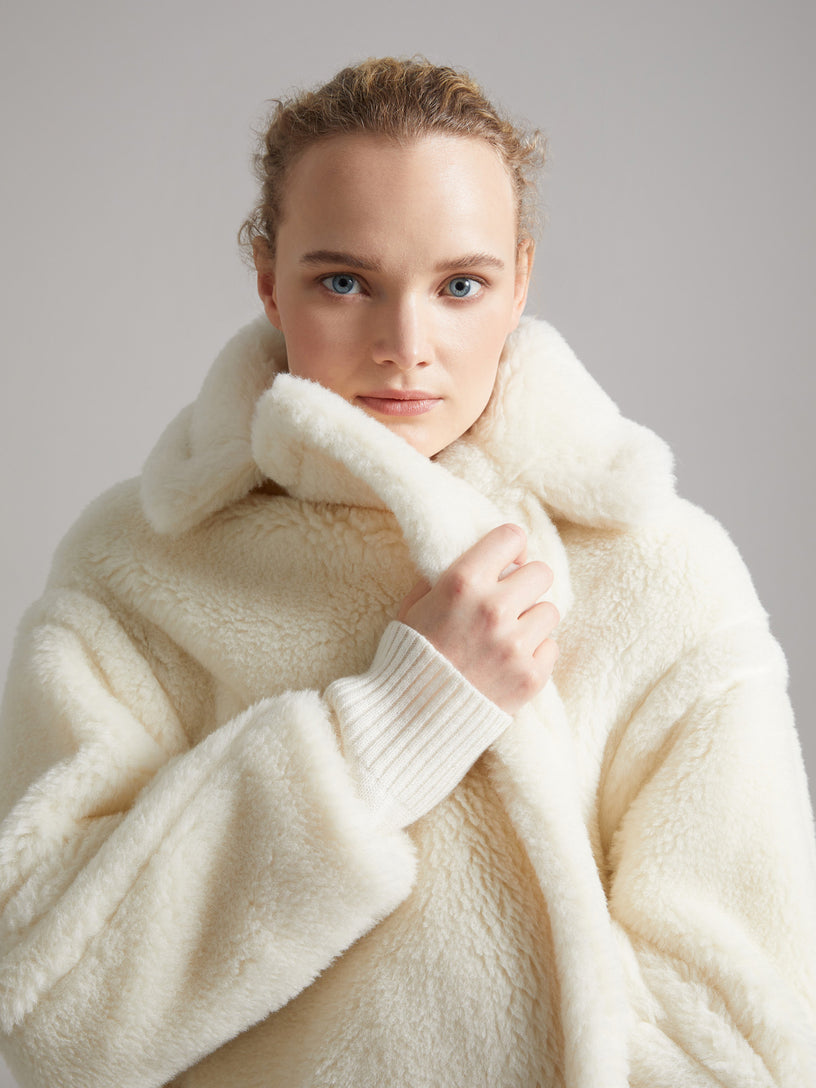 Teddy Bear Icon Coat in alpaca and wool