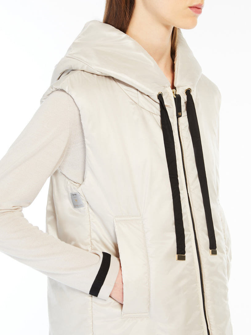 Waterproof technical canvas vest