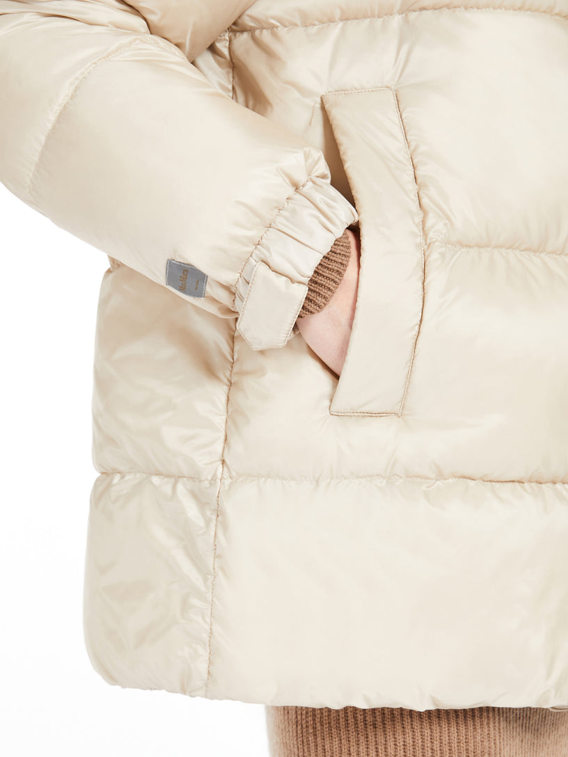 Seia down jacket