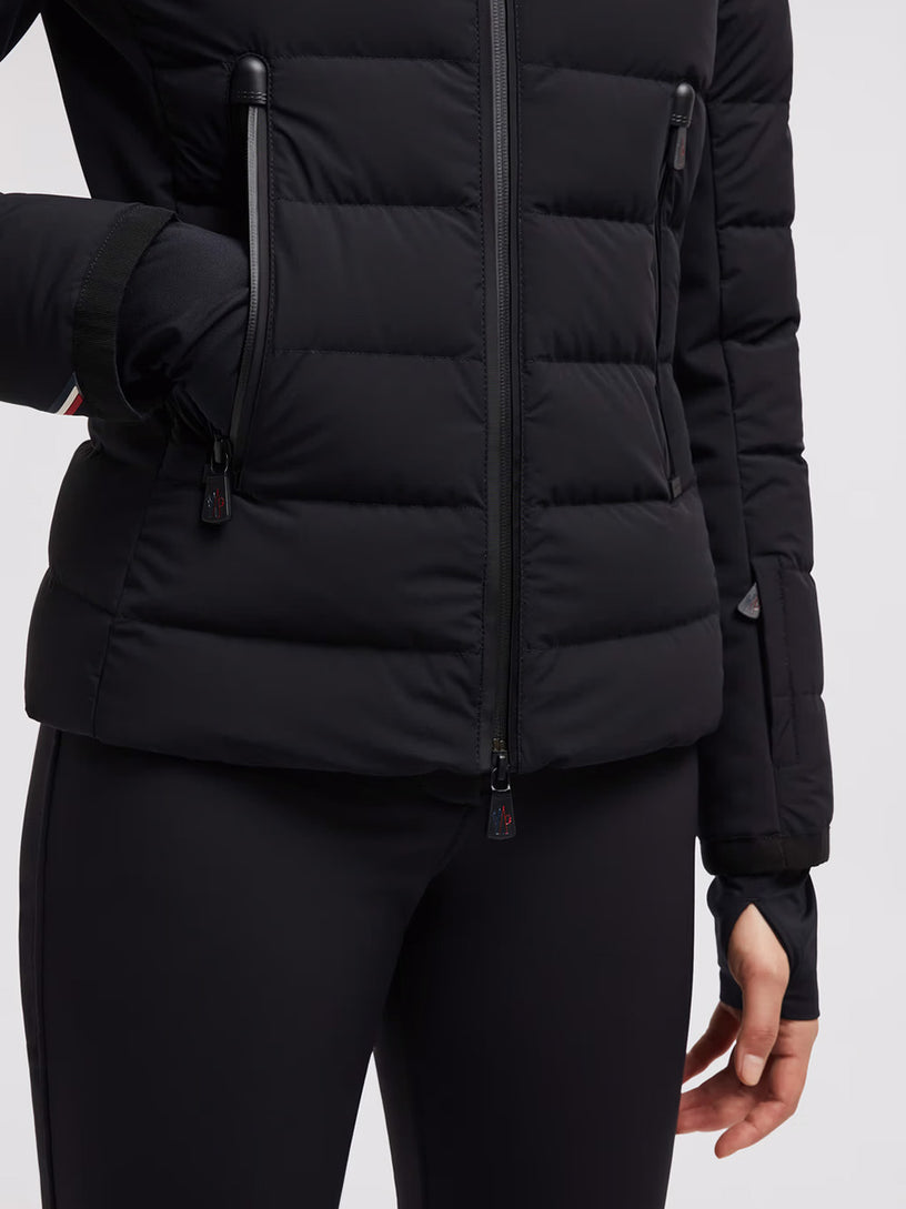 Lamoura short down jacket