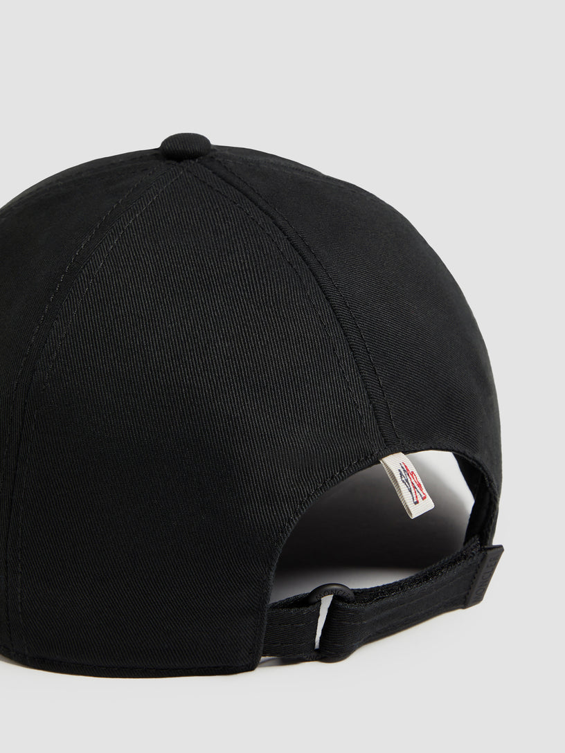 Baseball hat with logo