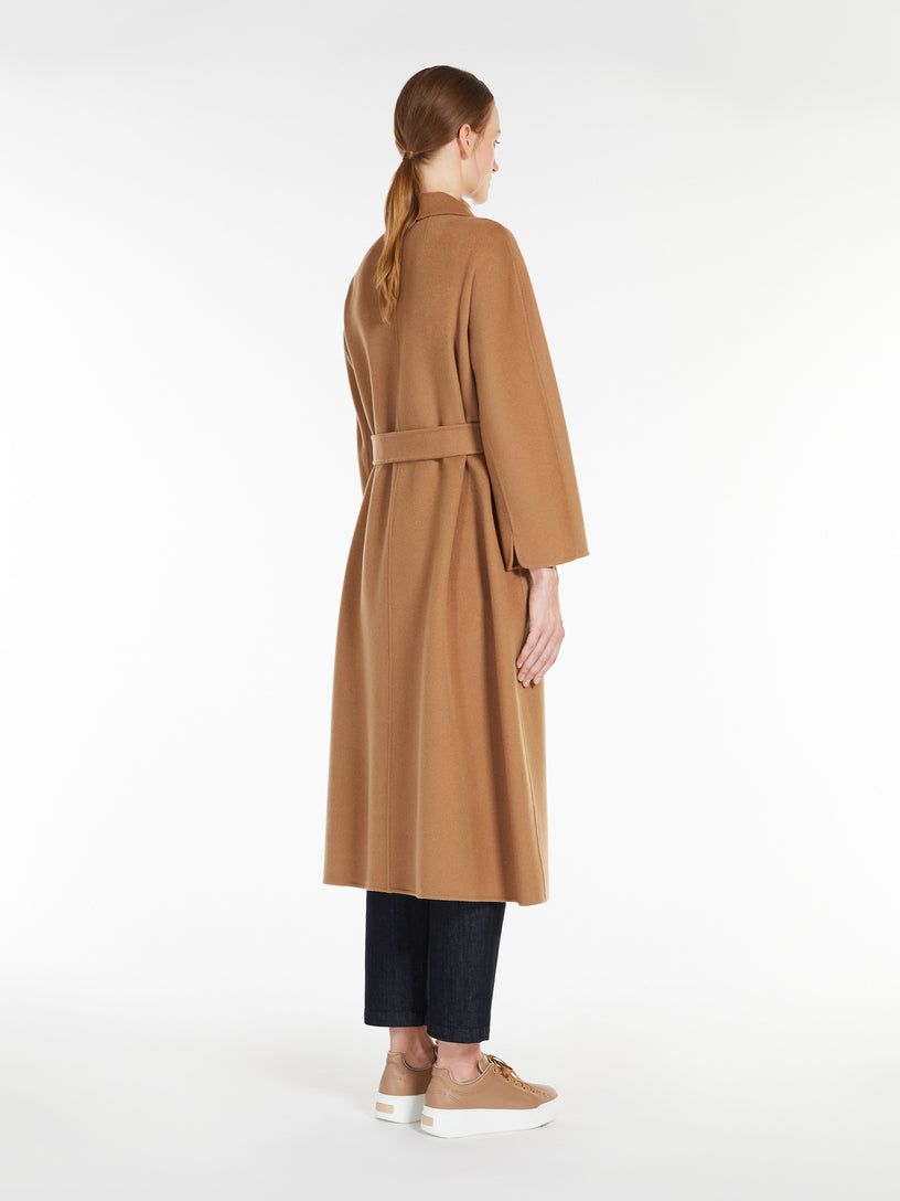 Esturia Coat