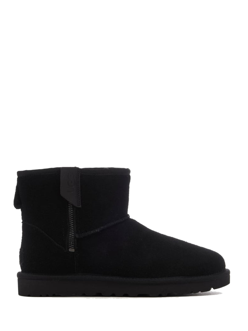 UGG Classic mini bailey zip