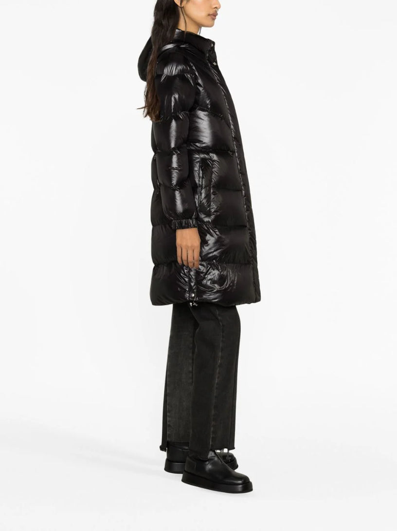 Aliquippa long down jacket in shiny nylon