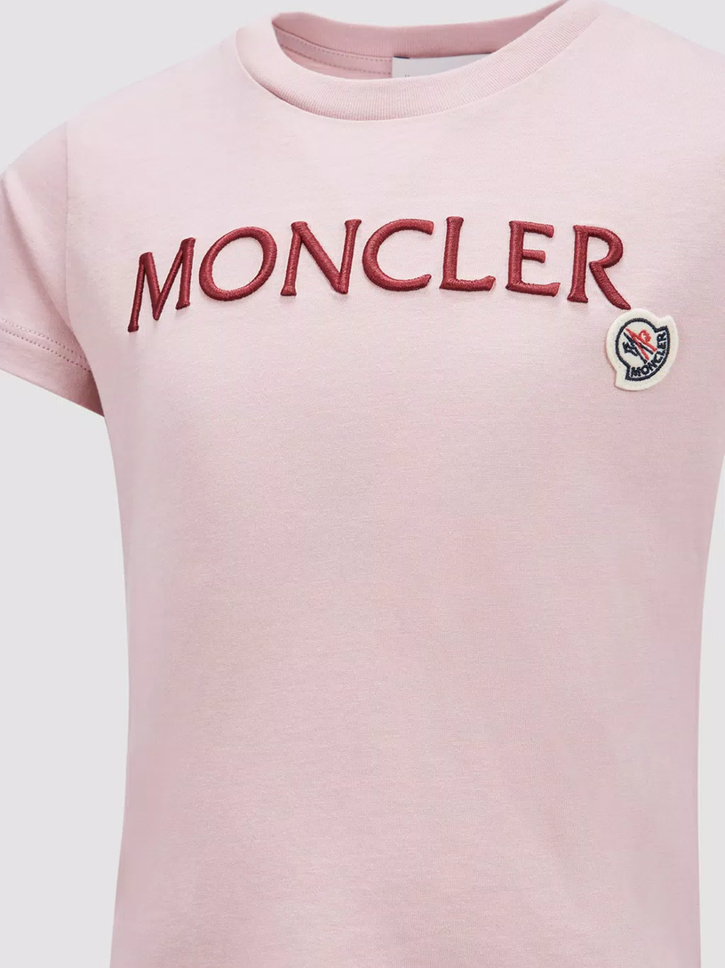 T-shirt with embroidered logo