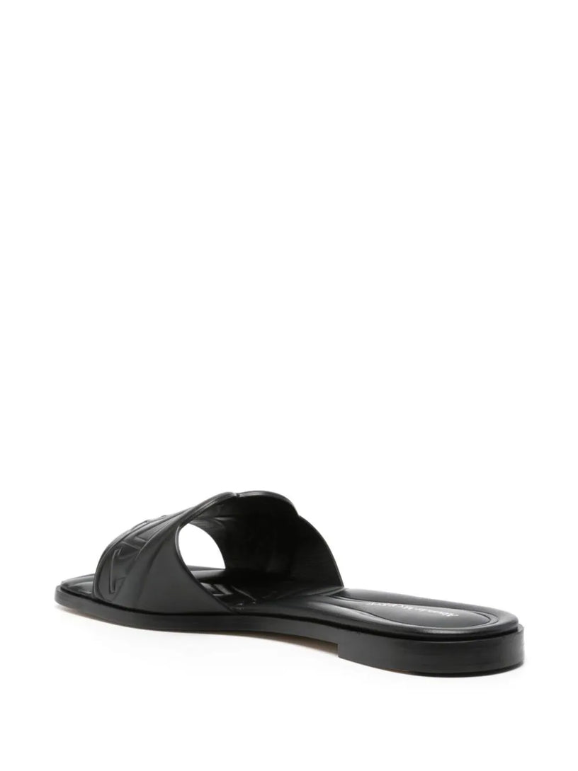 Seal flat sandals