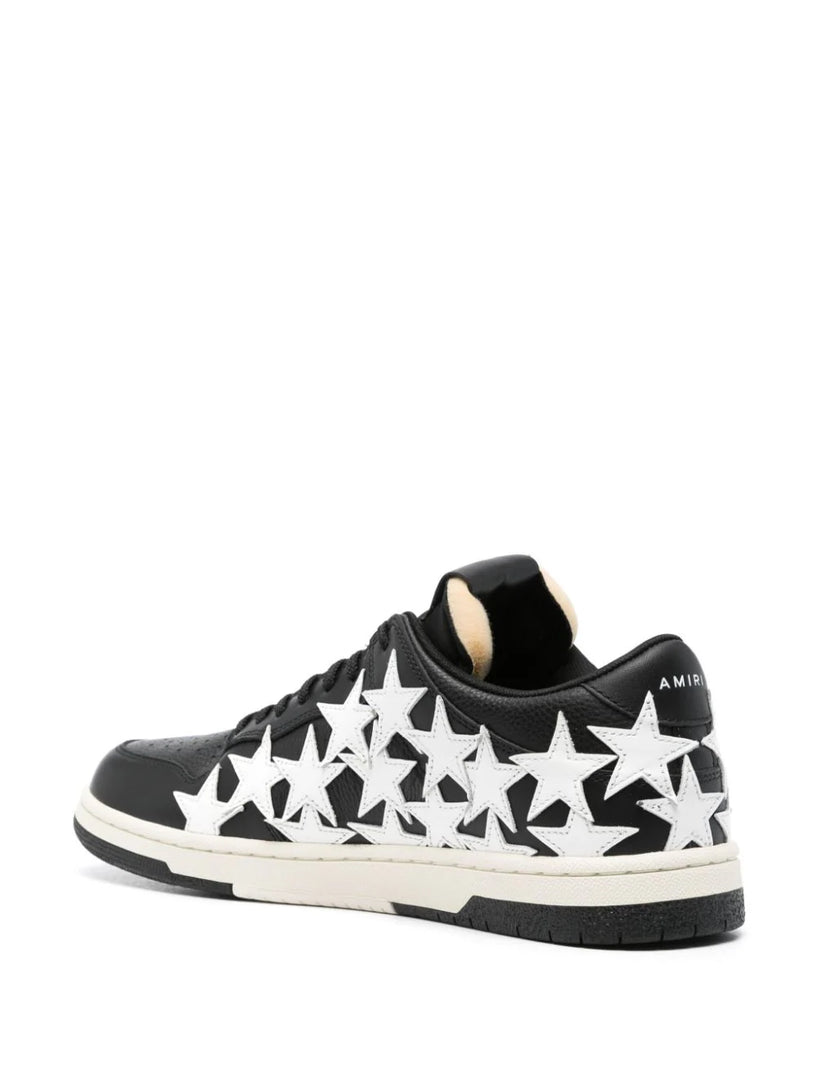 Sneakers stars low