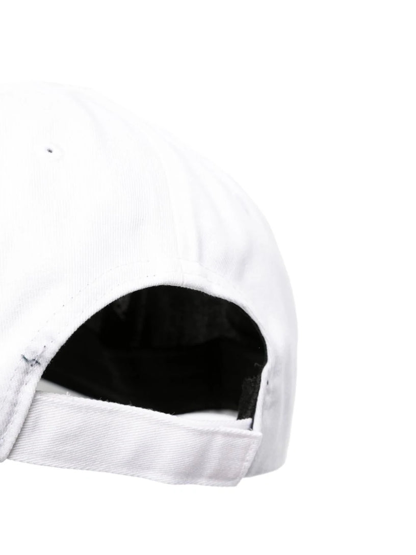 Baseball hat with logo