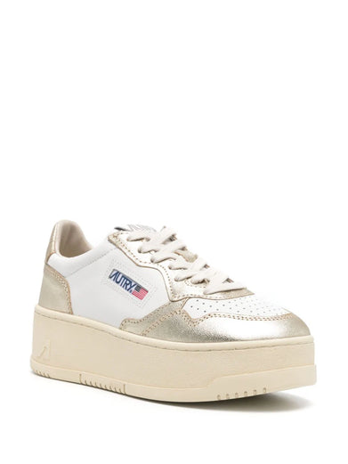 Medalist Platform low sneakers in white and platinum leather