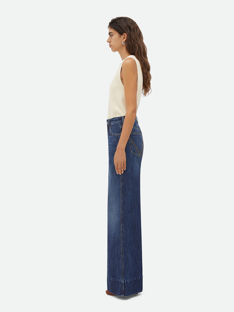 Wide-leg jeans