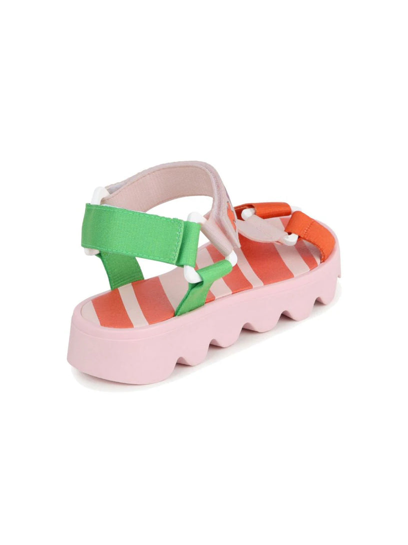 Color block sandals with printed logo