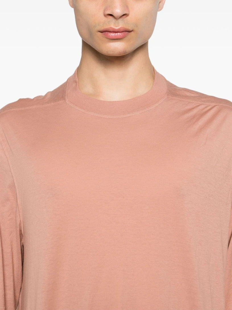 Long-sleeved T-shirt