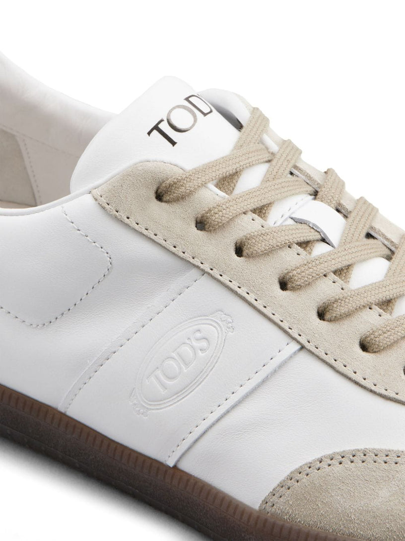 Tabs Sneakers