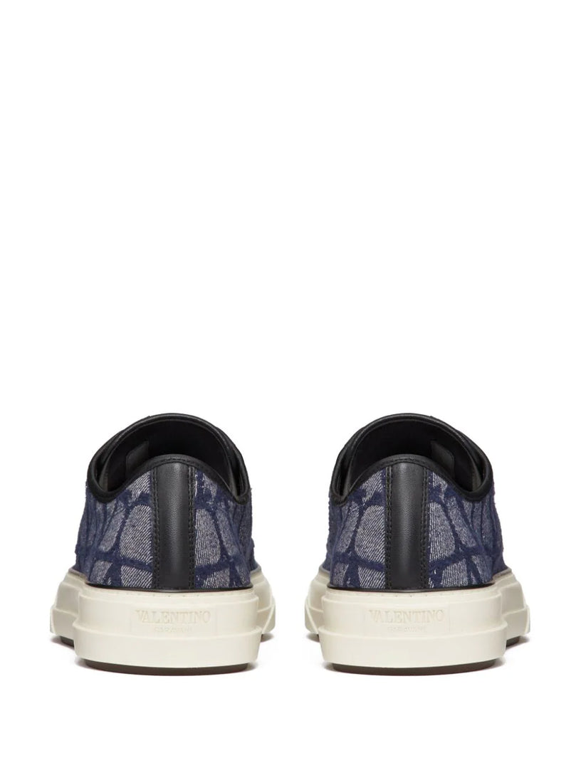 Low-Top Totaloop Sneaker Toile Iconographe jacquard fabric