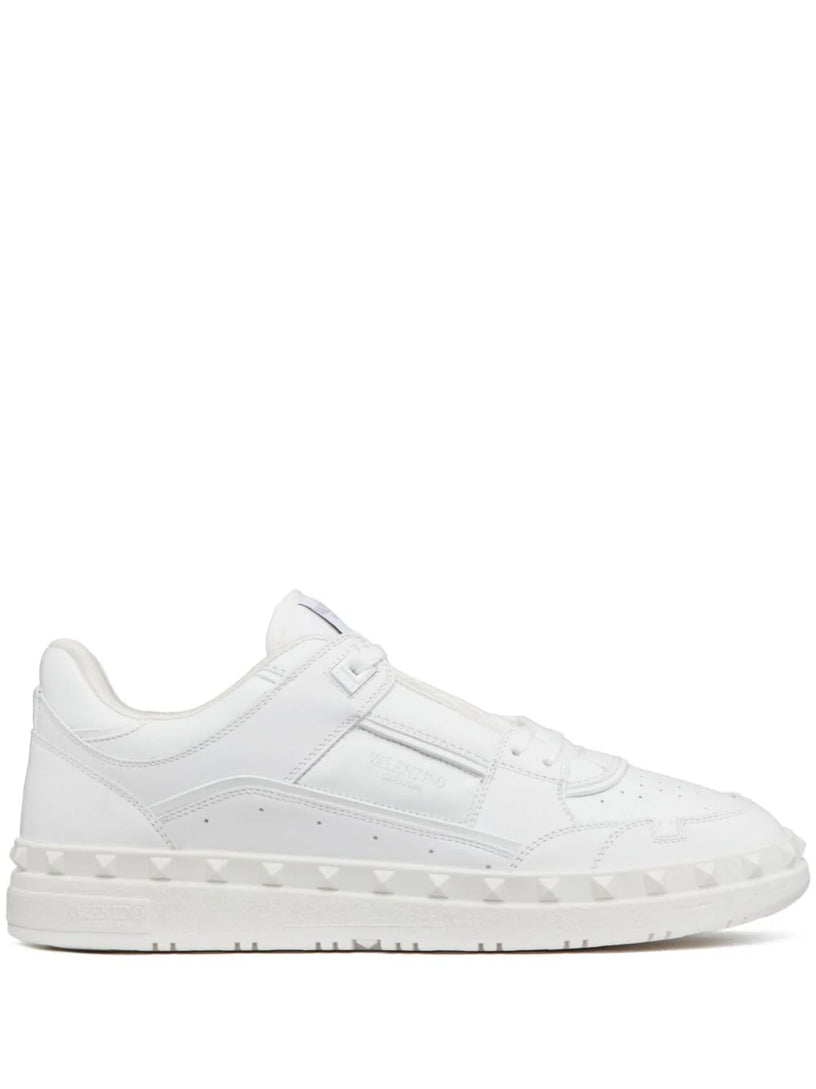 Valentino Garavani Freedots low top calf leather sneaker