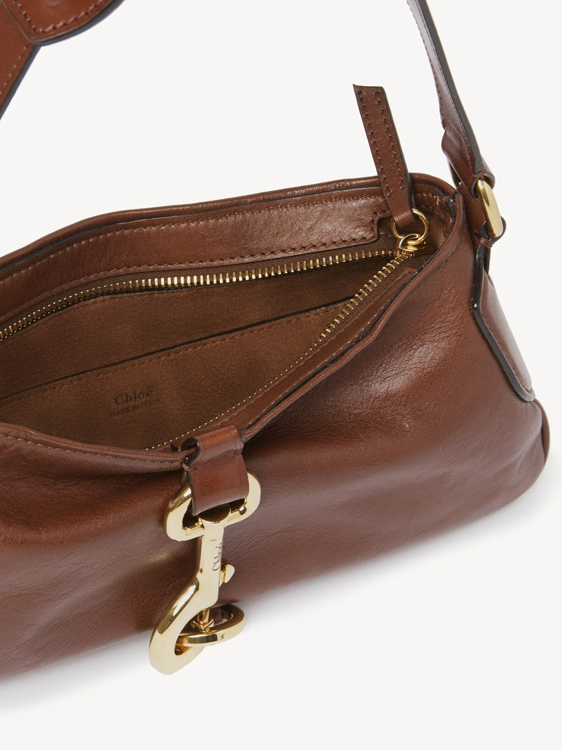 Kerala 25 shoulder bag in soft leather