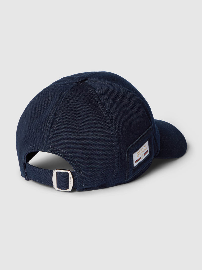 Baseball cap in cotton fabric