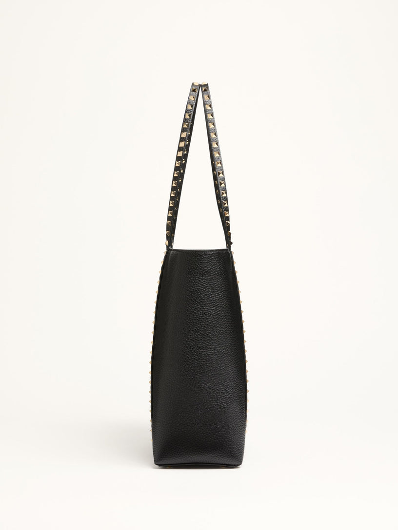 Rockstud shopping bag in grained calfskin